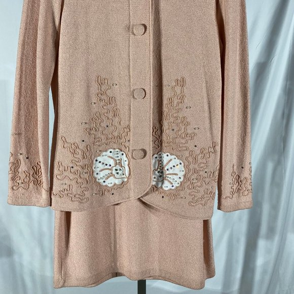 Jennifer Roberts - Sweater and Skirt - Picture 2 of 6